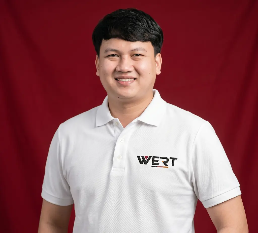 คุณกอล์ฟ หัวหน้างานกำจัดแมลง WERT